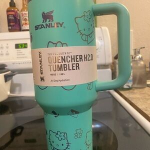 Stanley Mint Green Hello Kitty Tumbler 40oz